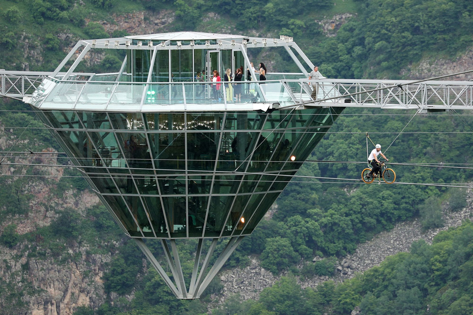 220617094818-03-glass-bridge-dashbashi-canyon